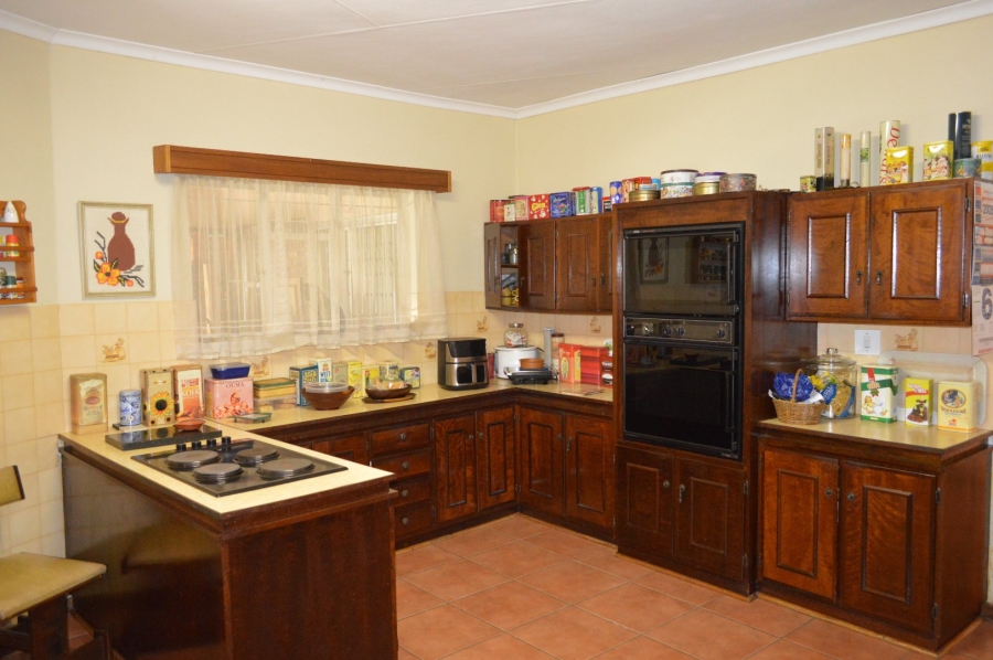 4 Bedroom Property for Sale in Flamwood North West